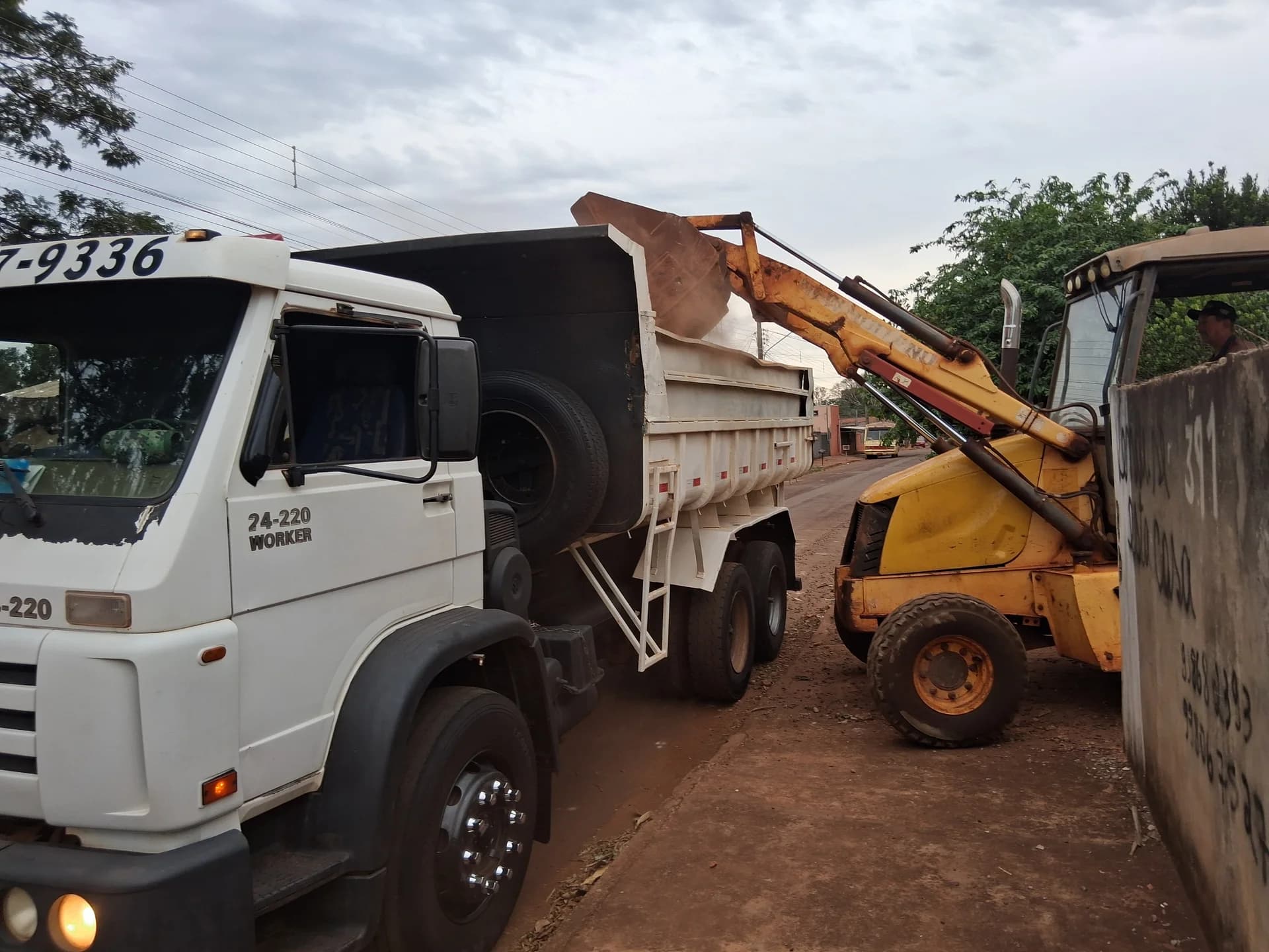 Locação de Caminhão Truck Cacamba - Serviços Em Sidrolândia e Região - imagem 2